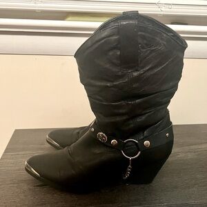 Black Dingo Boots size 7.5